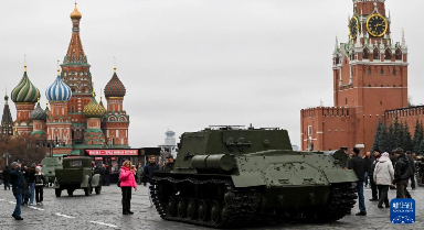 俄罗斯举行1941年红场阅兵式纪念活动