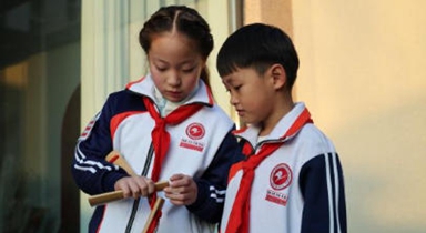 小小快板手 传承老技艺