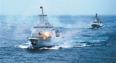 雷霆越海剑出鞘