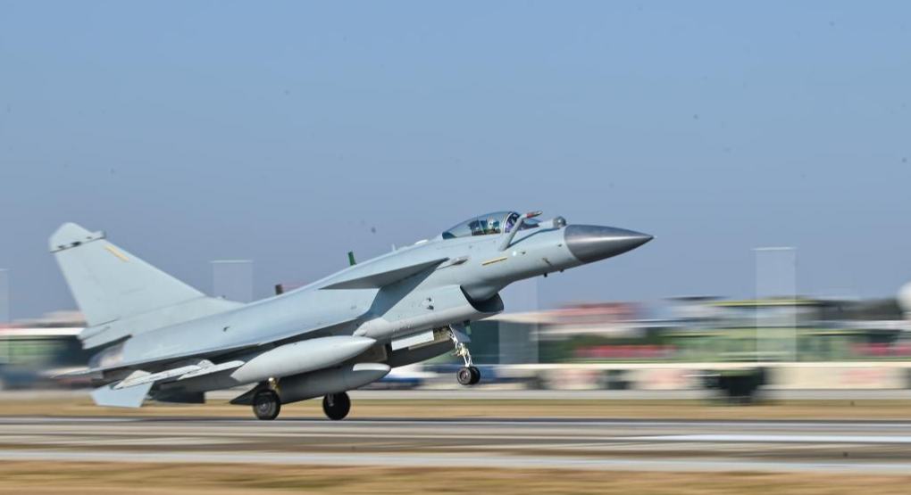 号角催征砺精兵