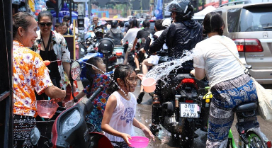 泰国：庆祝宋干节
